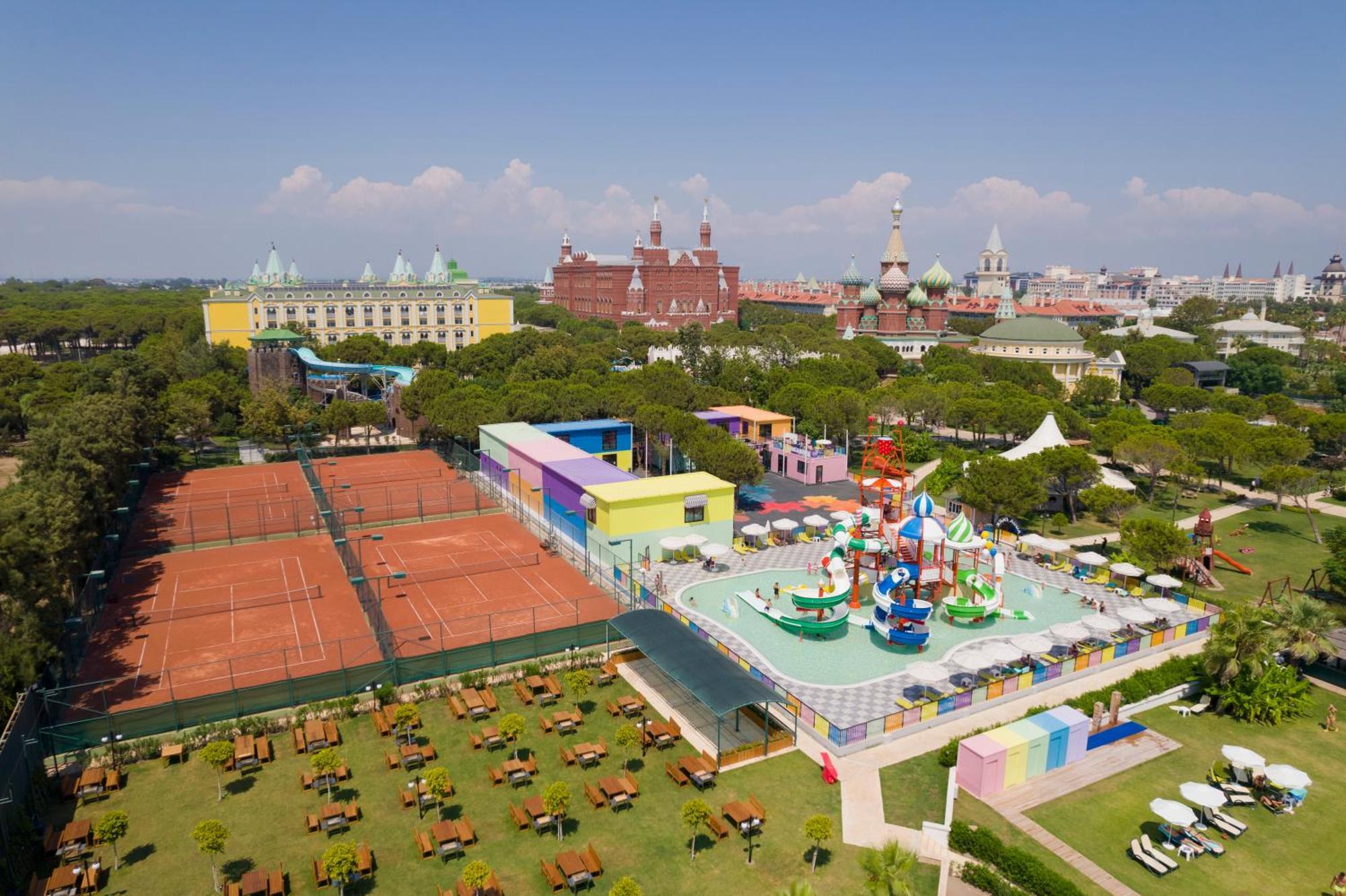 Kremlin Palace Antalya Exterior foto Aerial view of the resort